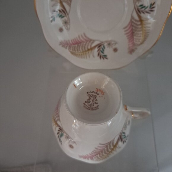 Allegro Vintage Pink Bone China Teacup & Saucer Set Gold Trim England - Picture 13 of 16